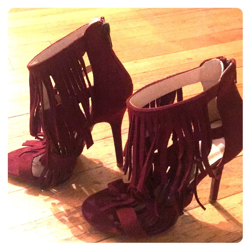 Red wine /burgundy heels
